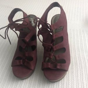G By Guess Platform Sandals